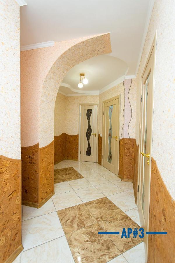 Центр. Хмельницького. 2 Спальні Ternopil Bagian luar foto